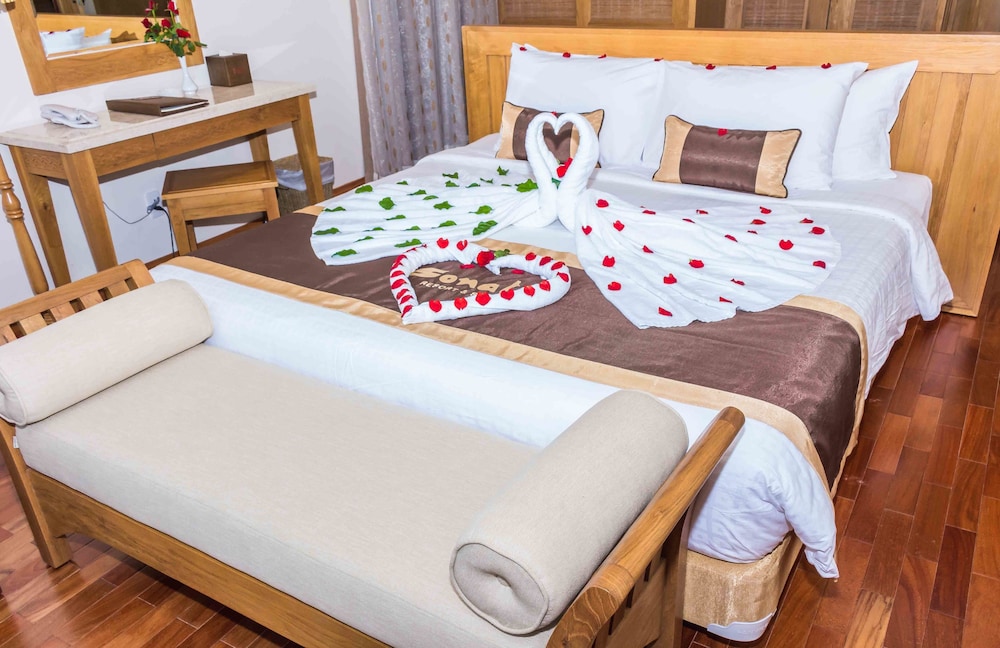 Sonata Resort & Spa 32/70