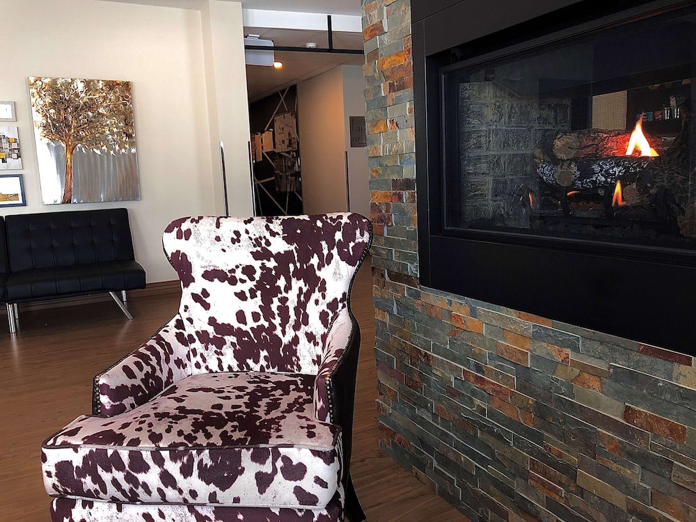 Villa Inn and Suites, SureStay Collection By Best Western 46/54