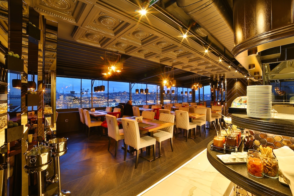 Momento Golden Horn 56/70