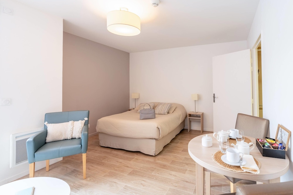 Quality Aparthotel Bourgoin-Jallieu 8/20