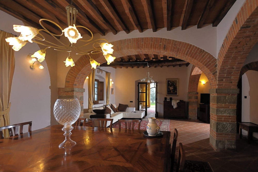 Casale Le Corti 48/76