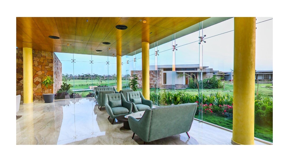 Araiya Gir A Mavintara Resort 40/62