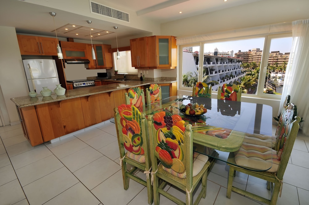 Hotel Boutique Marina Banderas 10/50