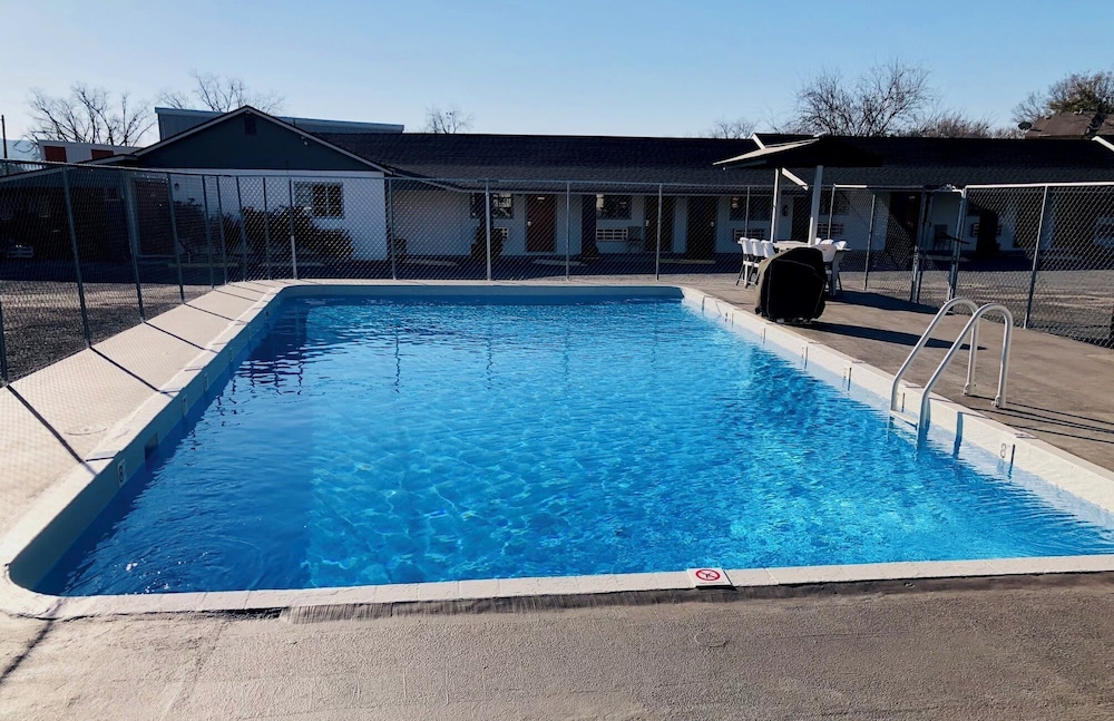 Sun Valley Motel 26/45