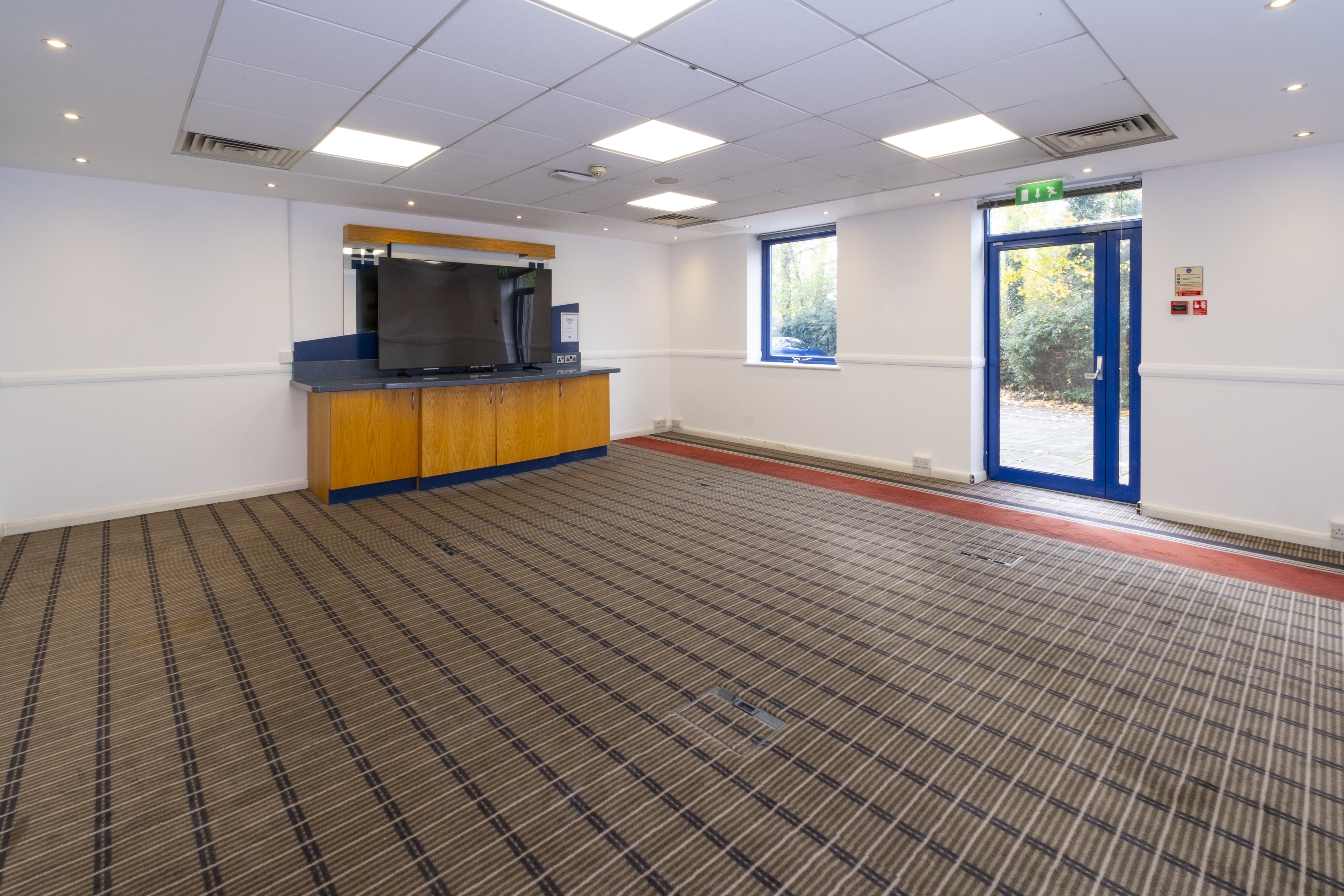 Holiday Inn Express Droitwich Spa 42/45