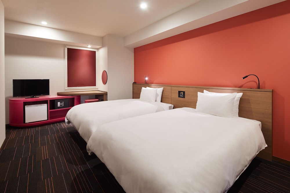 SUPERIOR, TWIN BEDS
