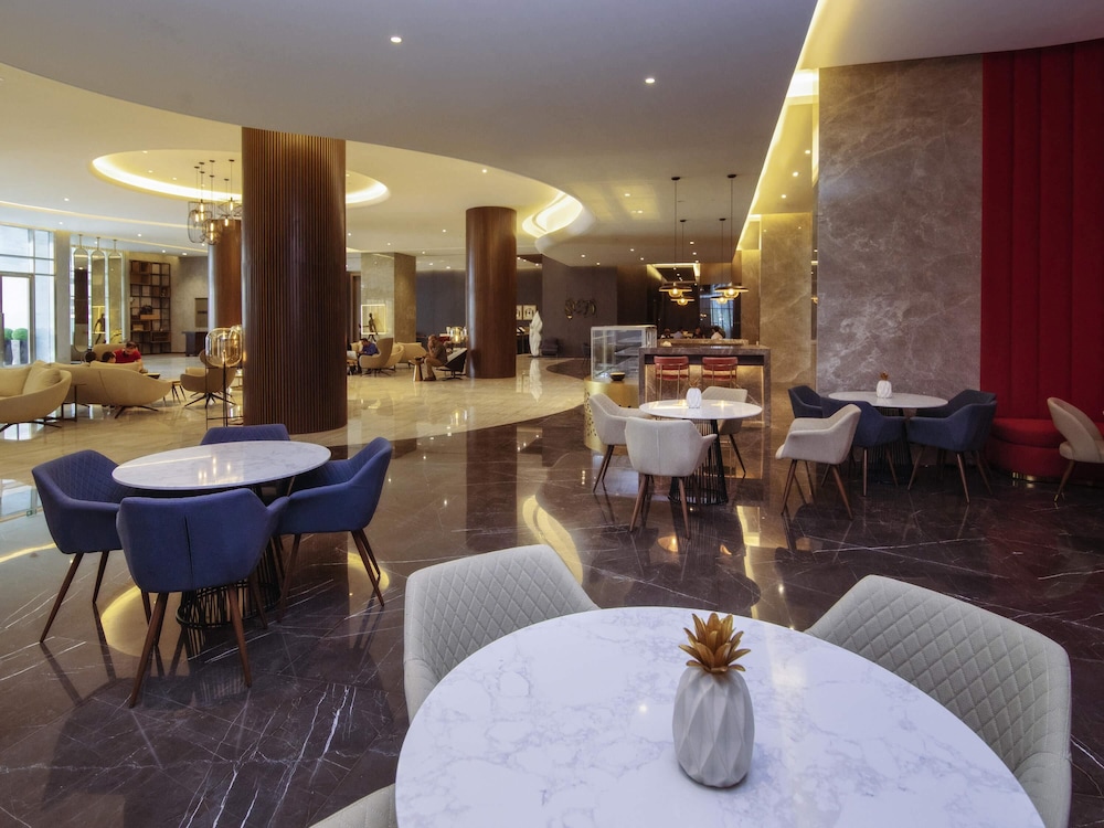 Pullman Hotel Sharjah 47/63