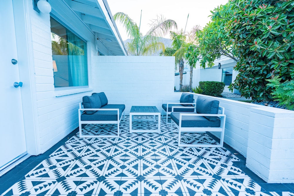 BelleVue Oasis-Palm Springs - Adults Only 42/62