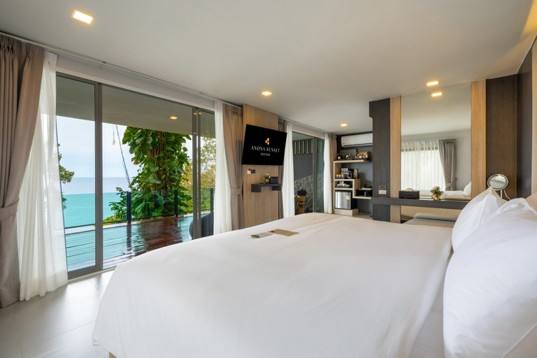 1 Bedroom, Ocean, Hot Tub, Terrace