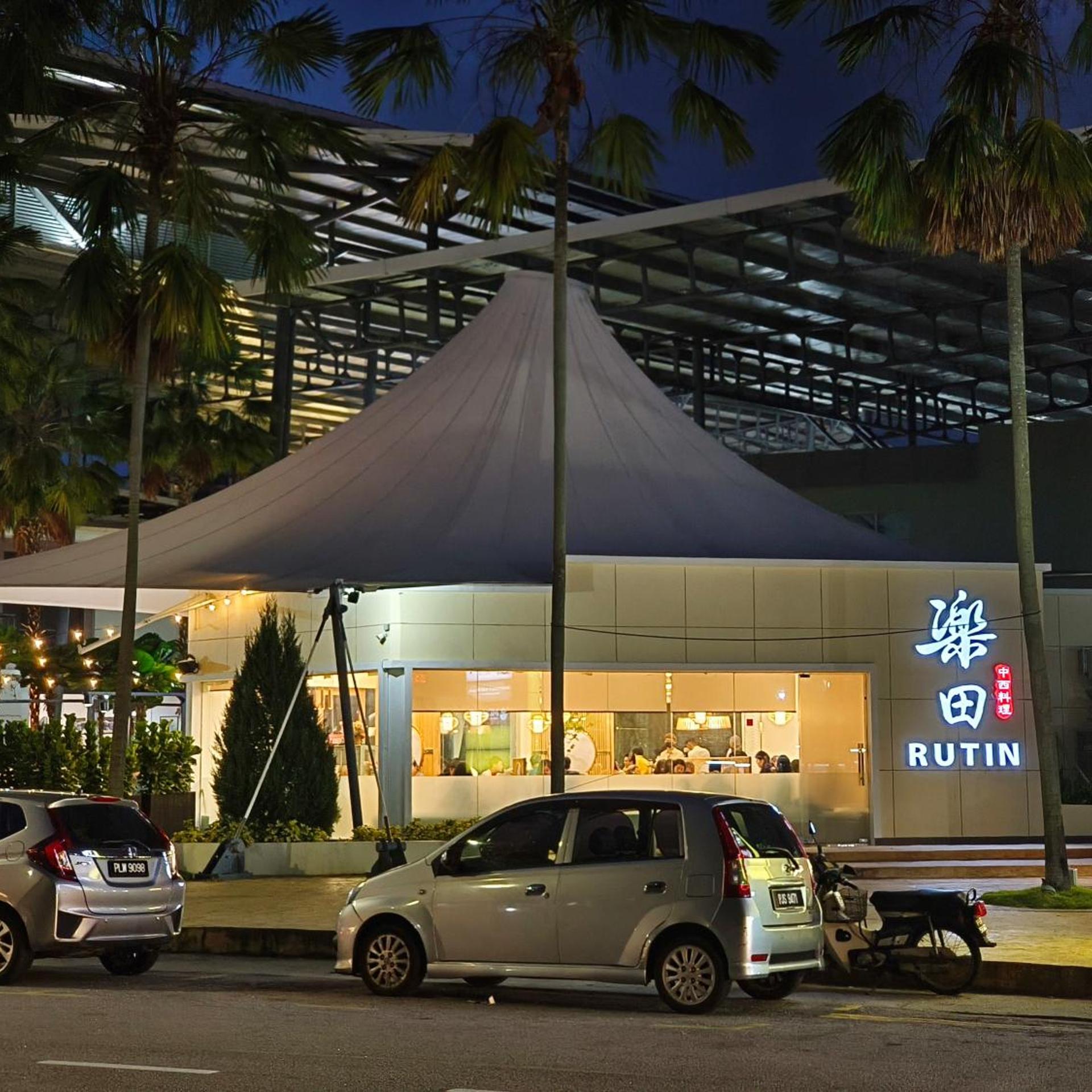 Zoom Hotel 32/37