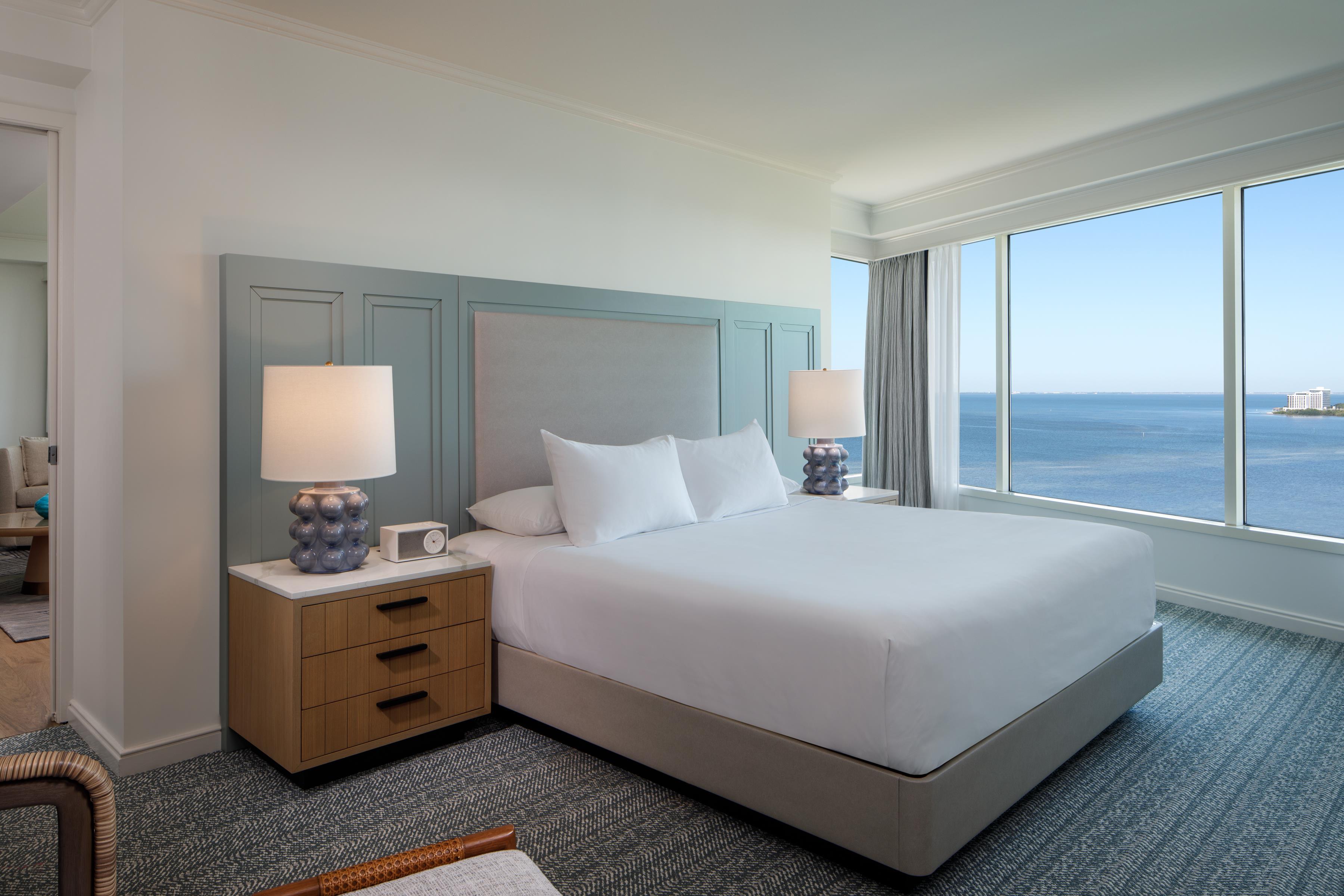 Suite, Bay View