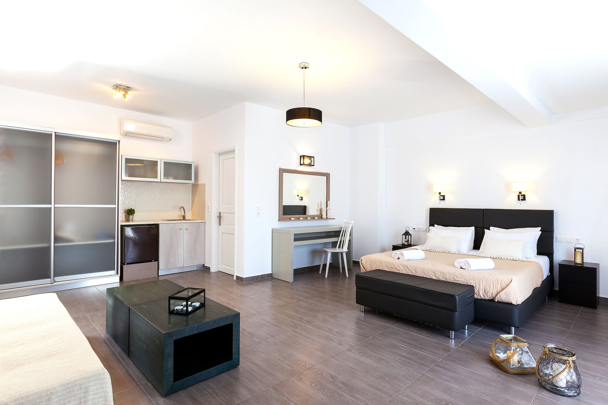 SUITE, SEA VIEW
