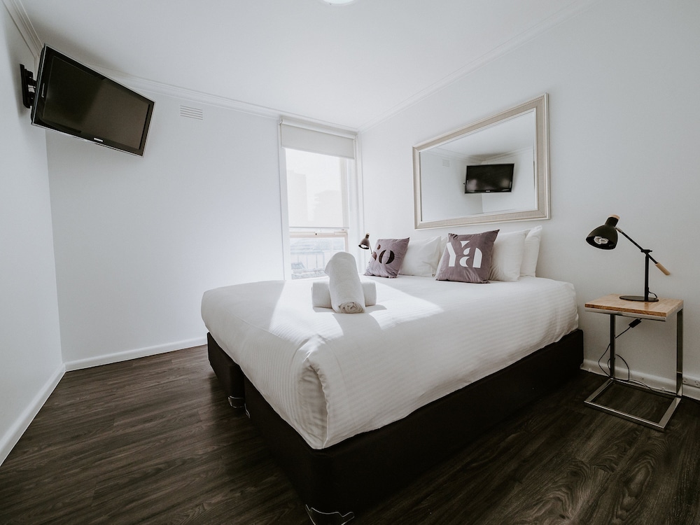 SoYa Apartment Hotel (ex Darling Apartments) 6/41