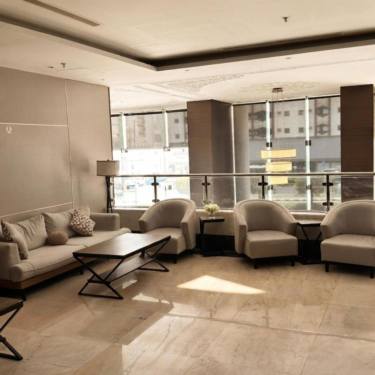 Park Elite Hotel 8/13