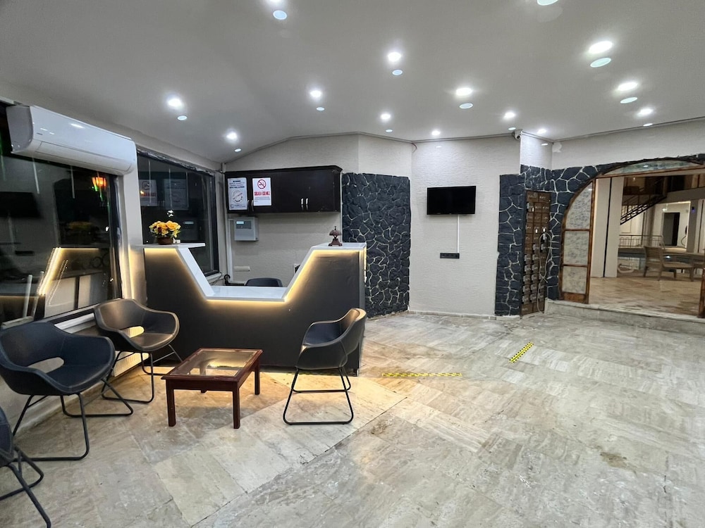 HAN DALYAN HOTEL 68/74