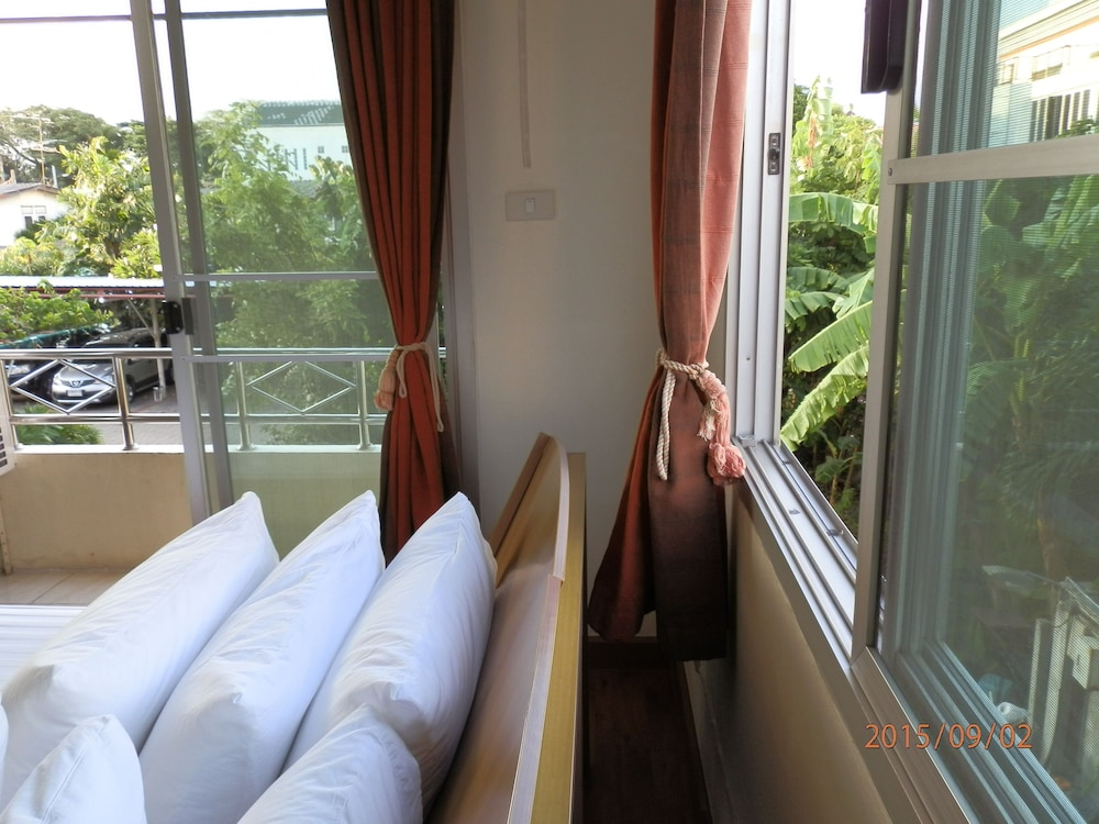 Sandy Serviced Apartment 9/62