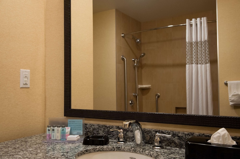 Hampton Inn By Hilton Chilliwack Bc 24/51