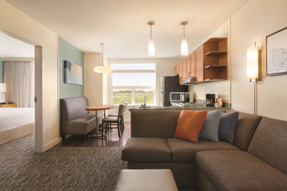Hyatt House Denver Airport 33/49