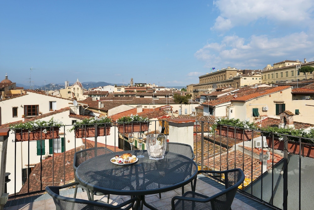 Borgo Tegolaio Terrace 21/28