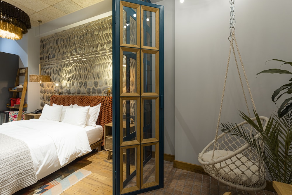Khedi Hotel, Tbilisi 10/50