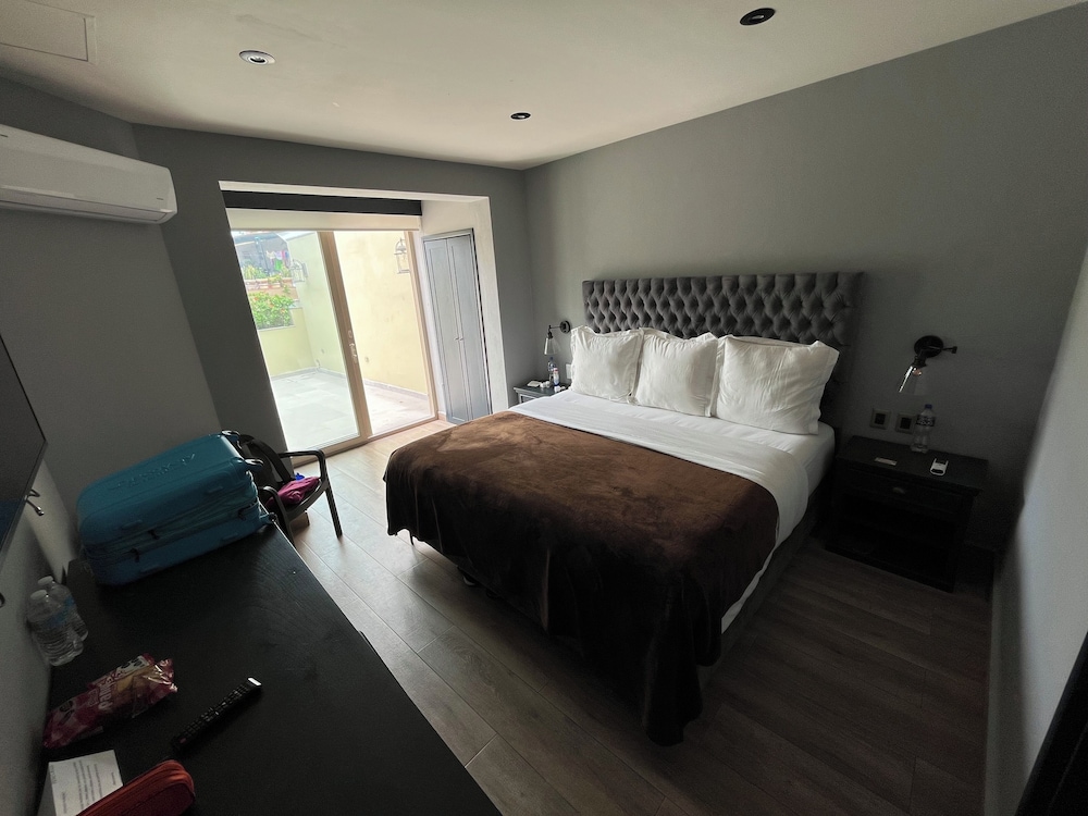 Hotel Origen 10/31