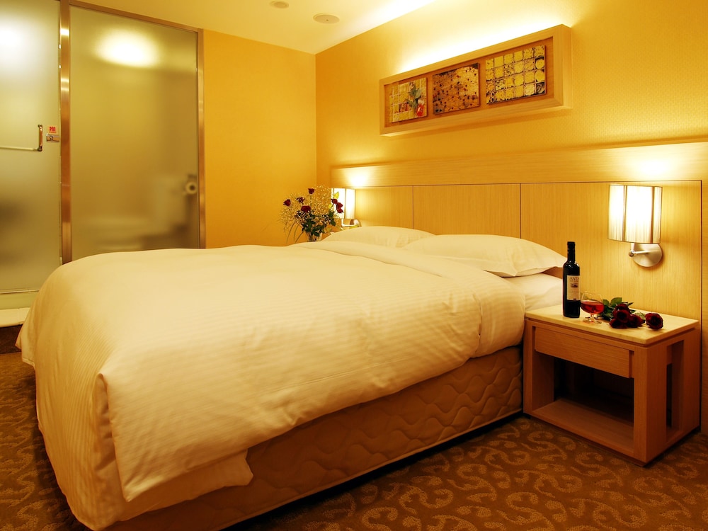 Eastern Star Hotel 20/35