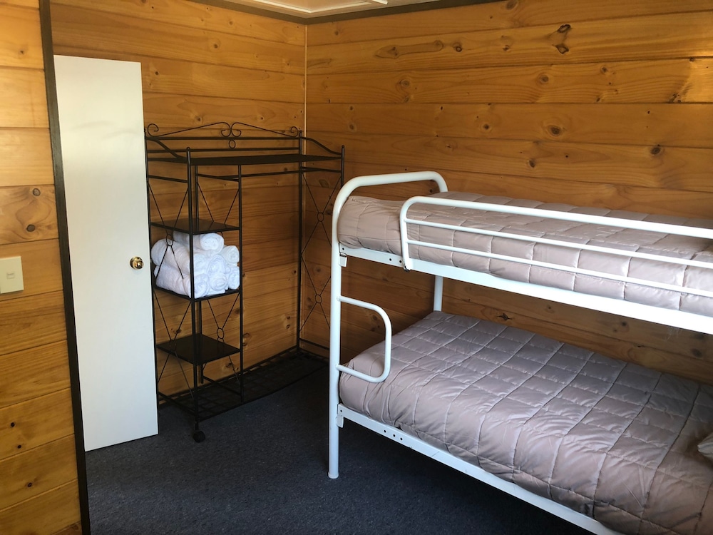 Greymouth Seaside Top 10 Holiday Park 23/71