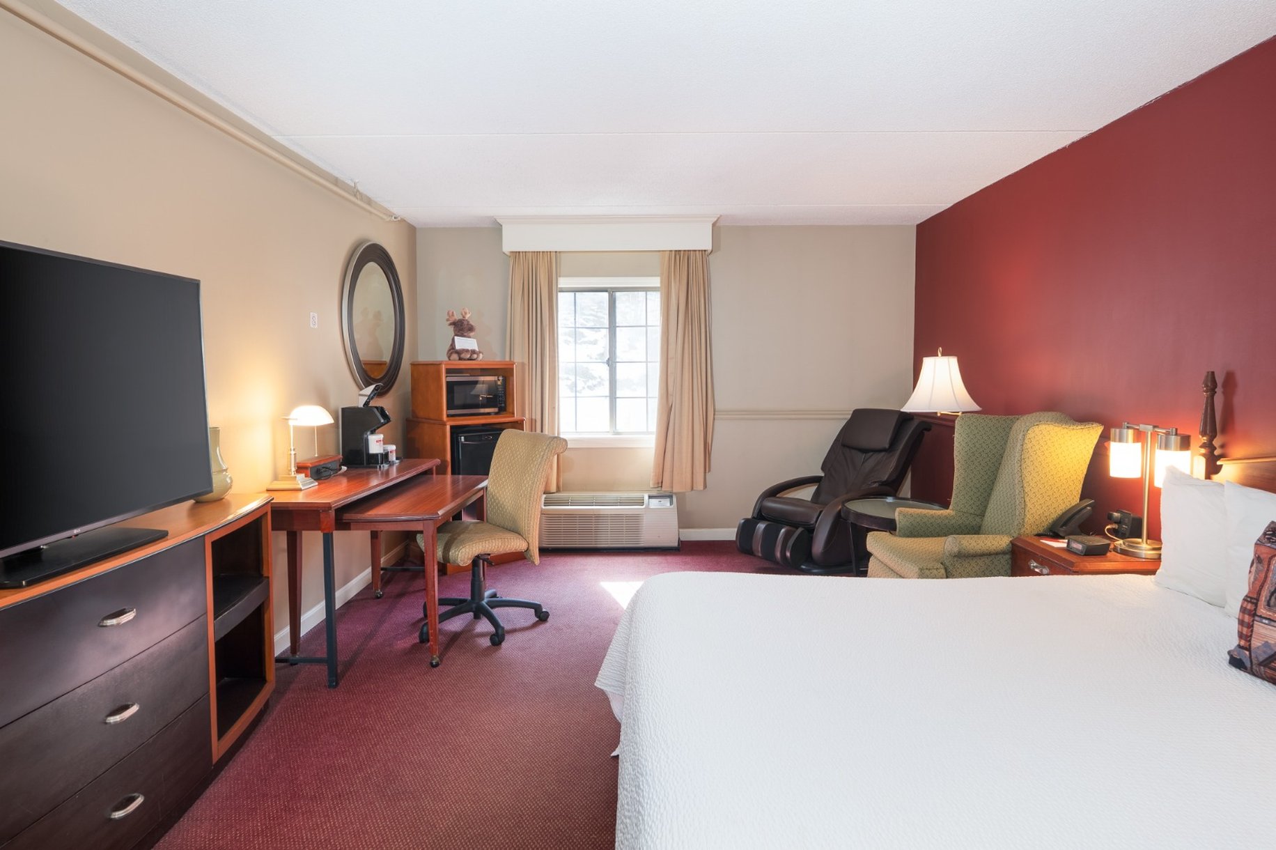 Fireside Inn Suites West Lebanon 6/53