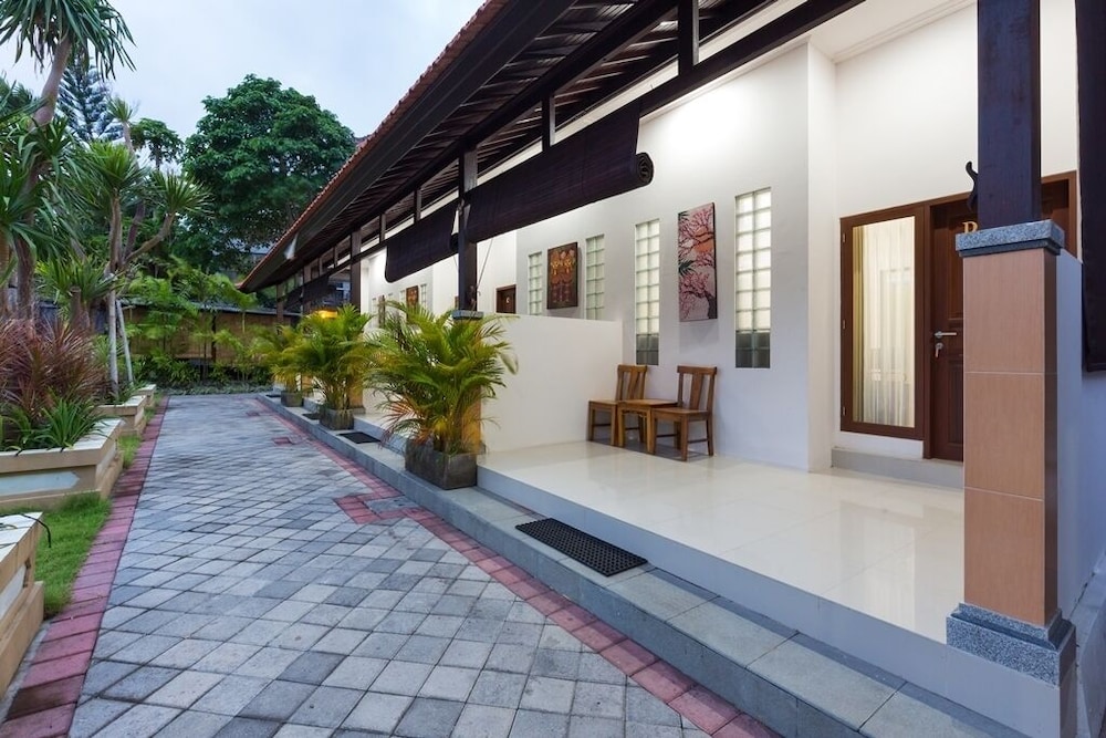 Kubal Villa 10/64