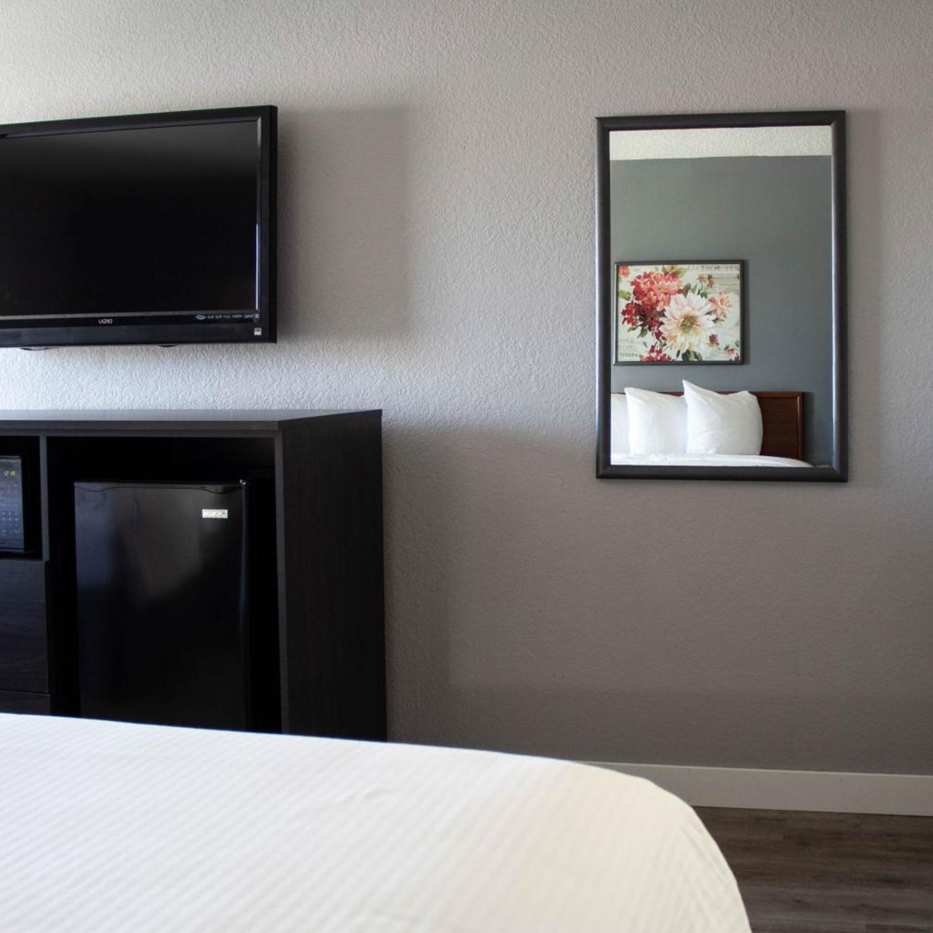 غرفة بسرير كينج، New Victorian Inn Suites Sioux City 6/10