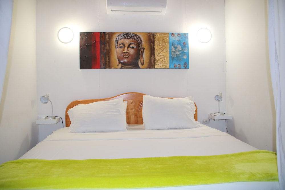 FAMILY SUITE, SEA VIEW, TOP FLOOR