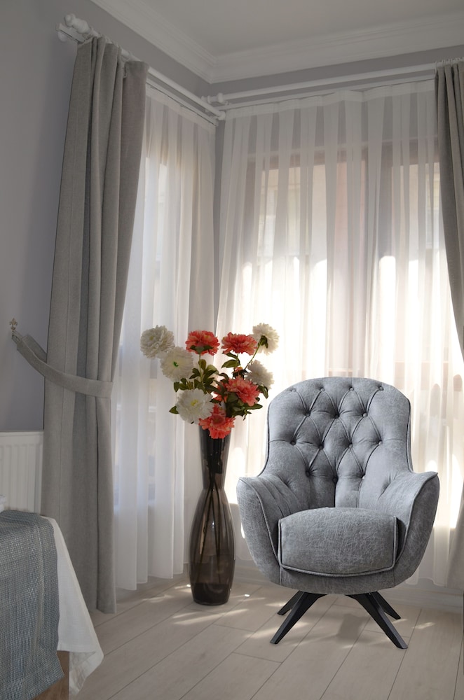 Yasmin Hotel 37/48