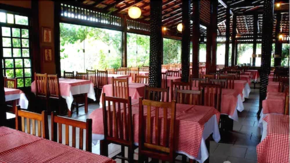 HOTEL FAZENDA VALE DA MANTIQUEIRA 48/72