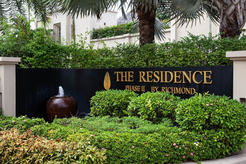 The Residence Resort & Spa Retreat 51/61