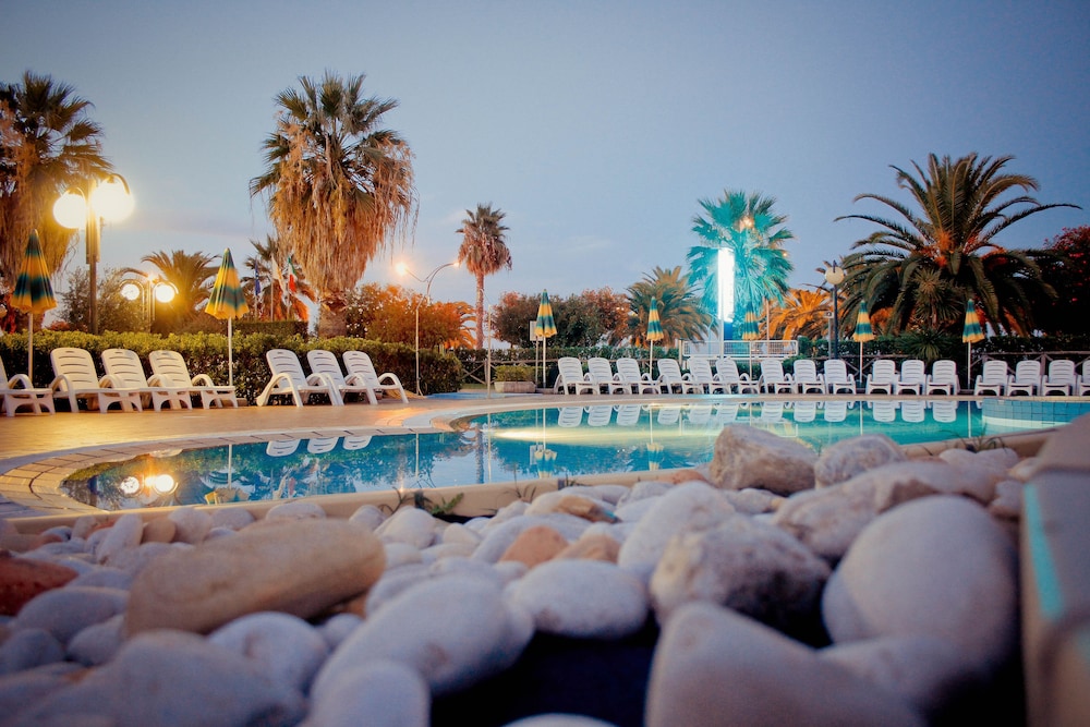 RESIDENCE CLUB HOTEL LE TERRAZZE 26/46