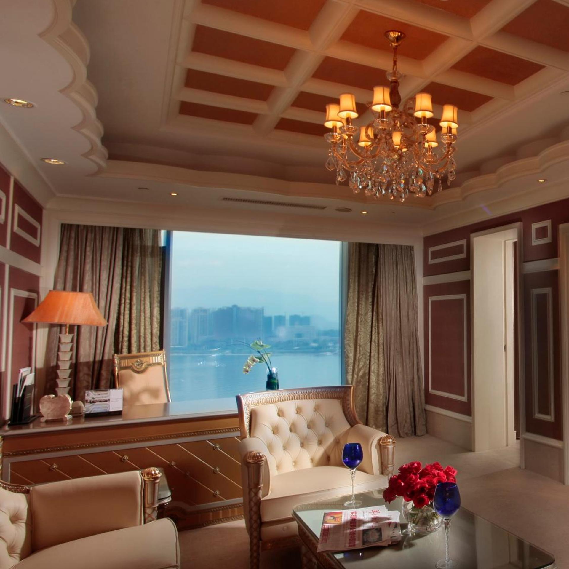 Qingyuan KB Hotel 8/69