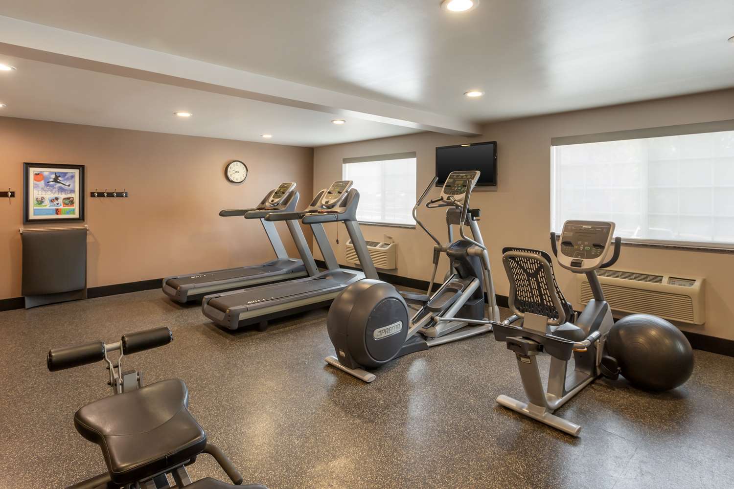 Best Western Plus Cottontree Inn 8/20