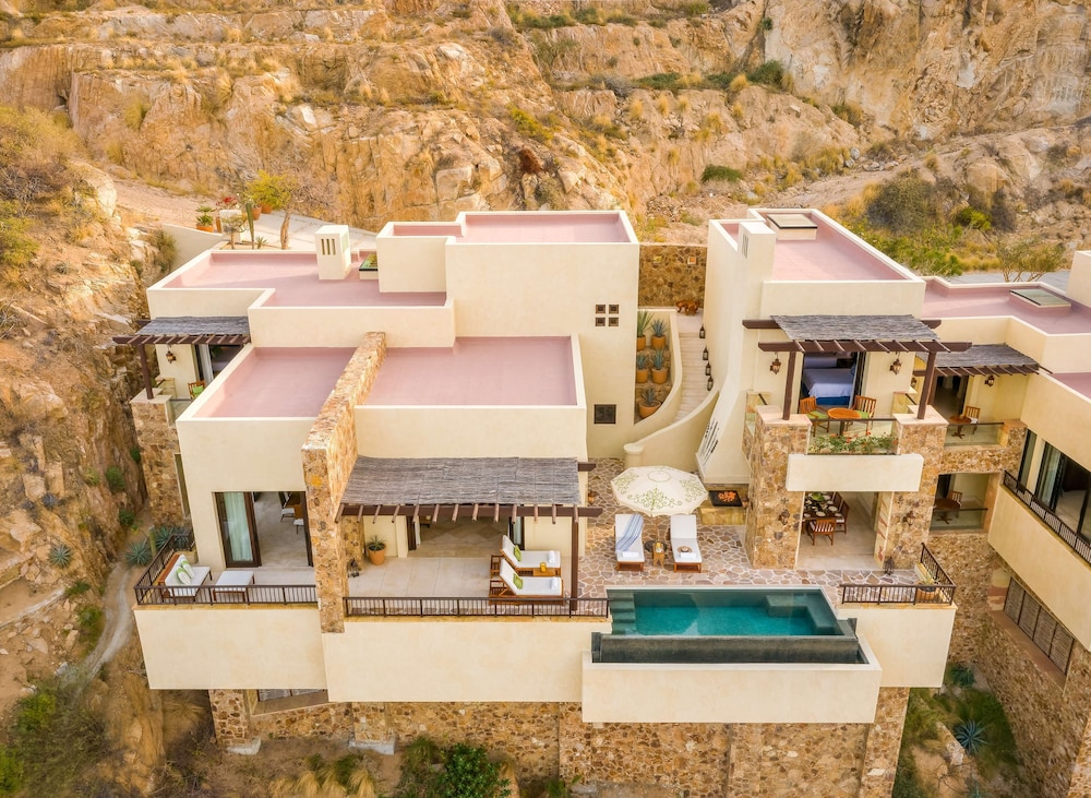 Waldorf Astoria Los Cabos Pedregal 16/80