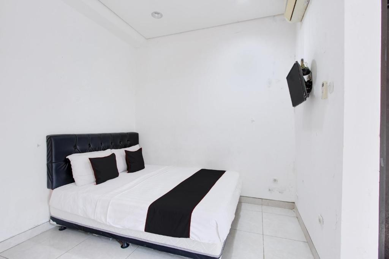 Room at Hotel O near Pakuwon Mall formerly House Of Alfita, Catur Tunggal