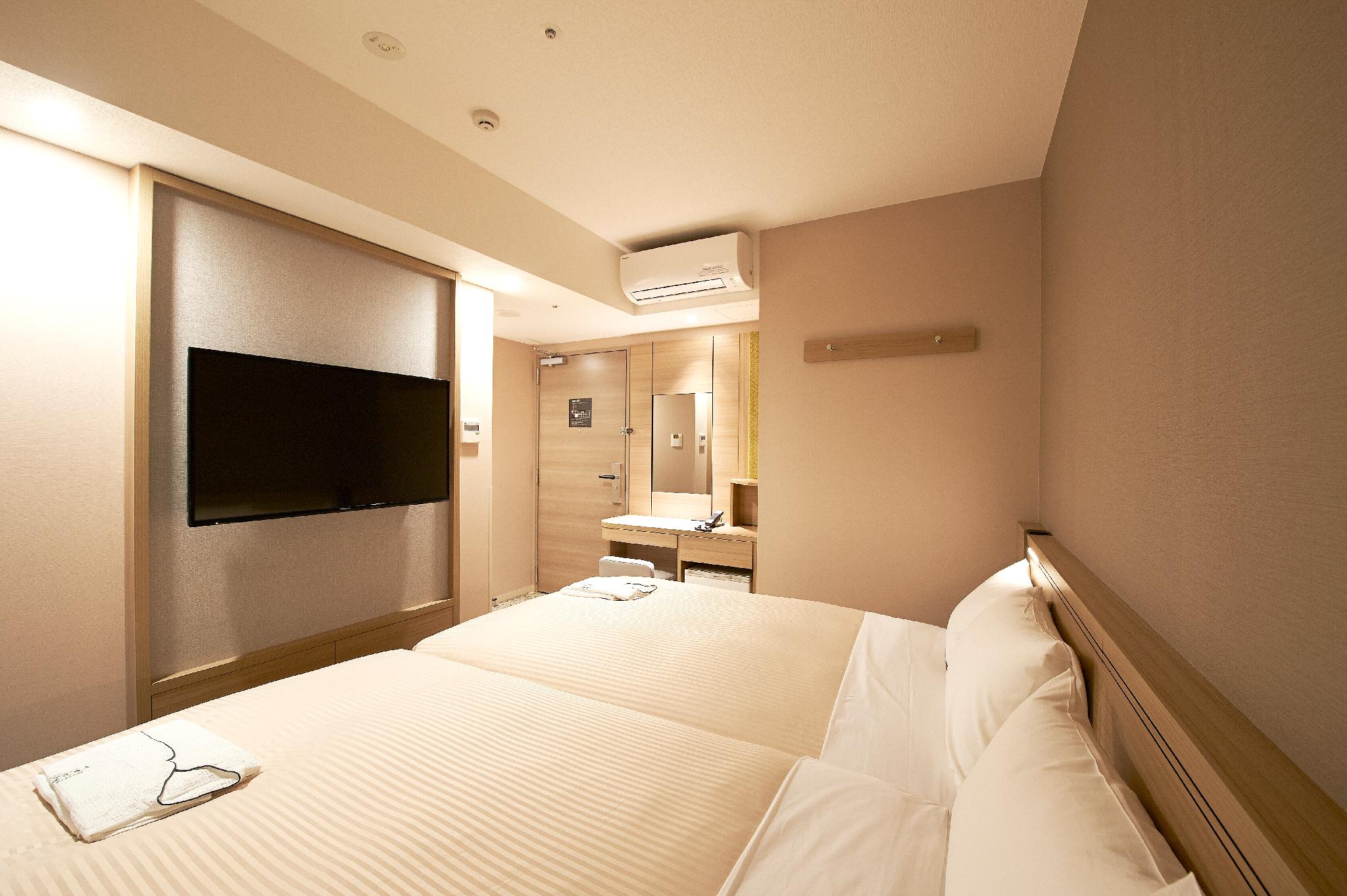 Semi Room, 2 Semi Double Beds