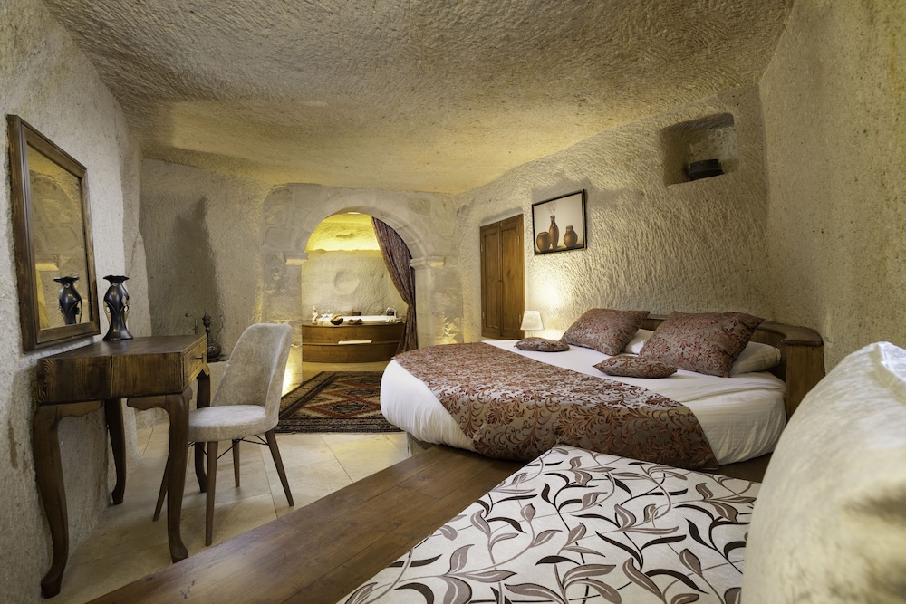 Doors Of Cappadocia 5/50
