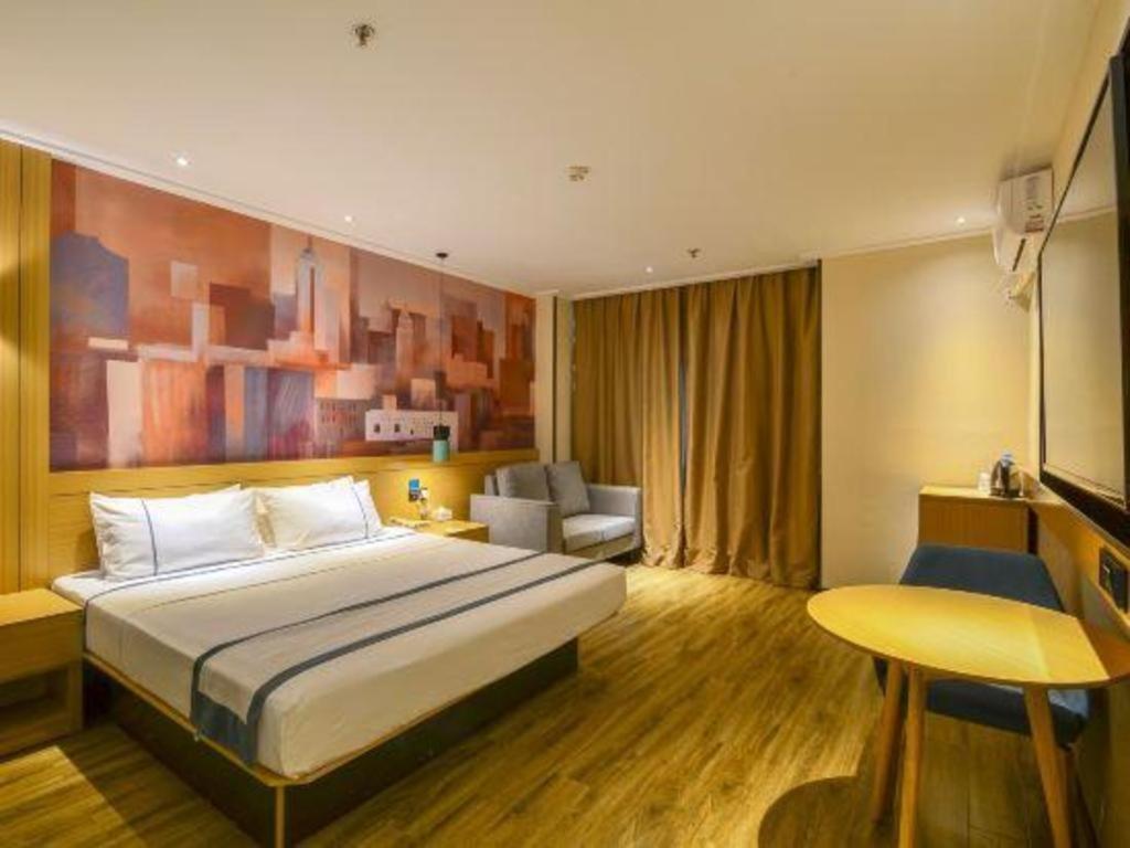 City Comfort Inn(Wuhan Caician Square Branch) 24/54