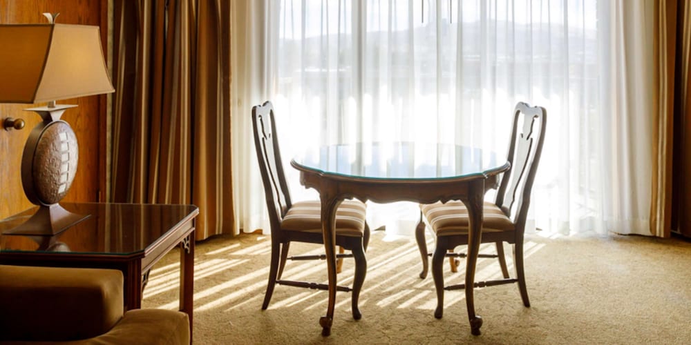 Maverick Hotel And Casino By Red Lion Hotels 27/66