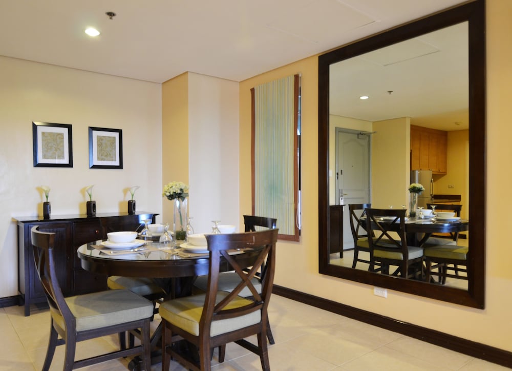 Crosswinds Resort Suites 32/50
