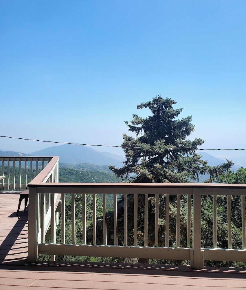 The Sky View Inn 5/67