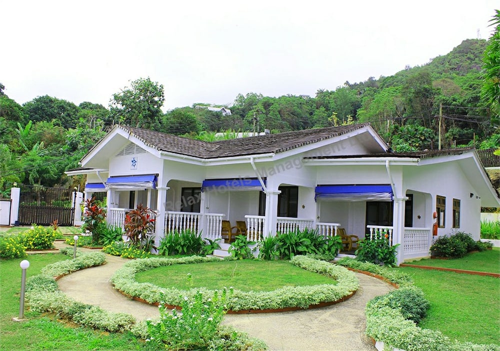 Le Relax Hotel and Restaurant 40/47