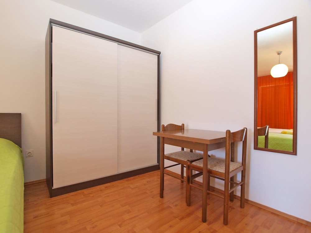 Apartments Ivica 1452 26/37