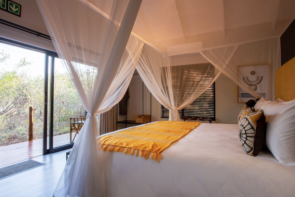Moya Safari Villa 3/38