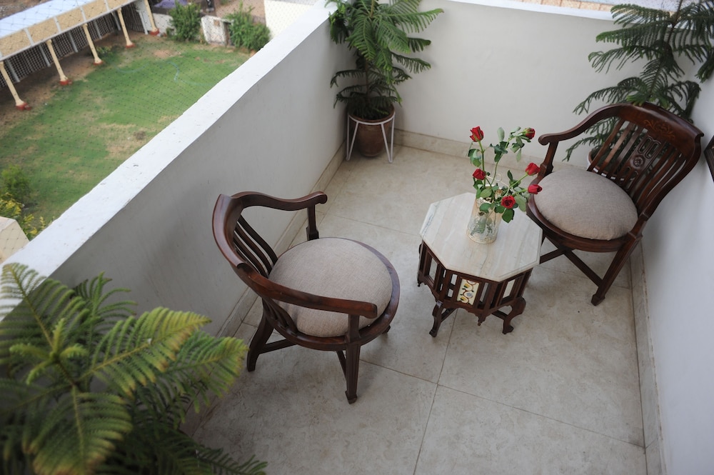 Raj Regency 19/43