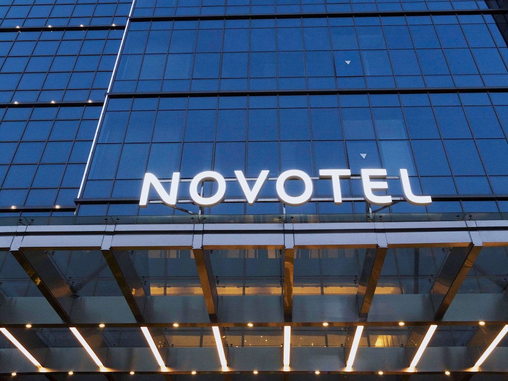 Novotel Rizhao Suning 3/73